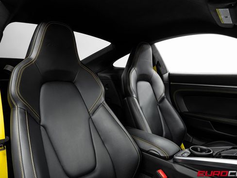 Used 2023 Porsche 911 Turbo S image 40