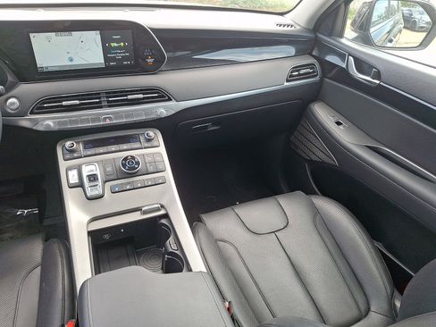 Used 2022 Hyundai Palisade Limited AWD/4WD image 16