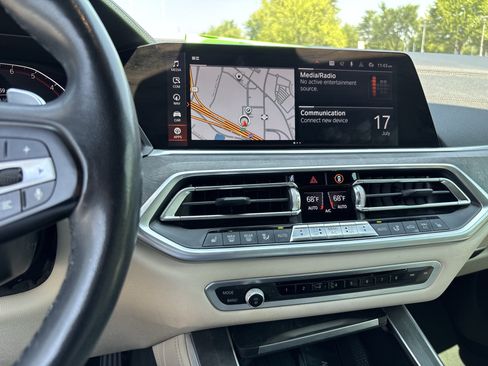 Used 2020 BMW X5 xDrive40i w/ Premium Package AWD/4WD image 31