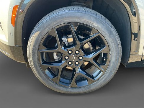 Used 2024 Chevrolet Traverse RS w/ LPO, Floor Liner Package image 14