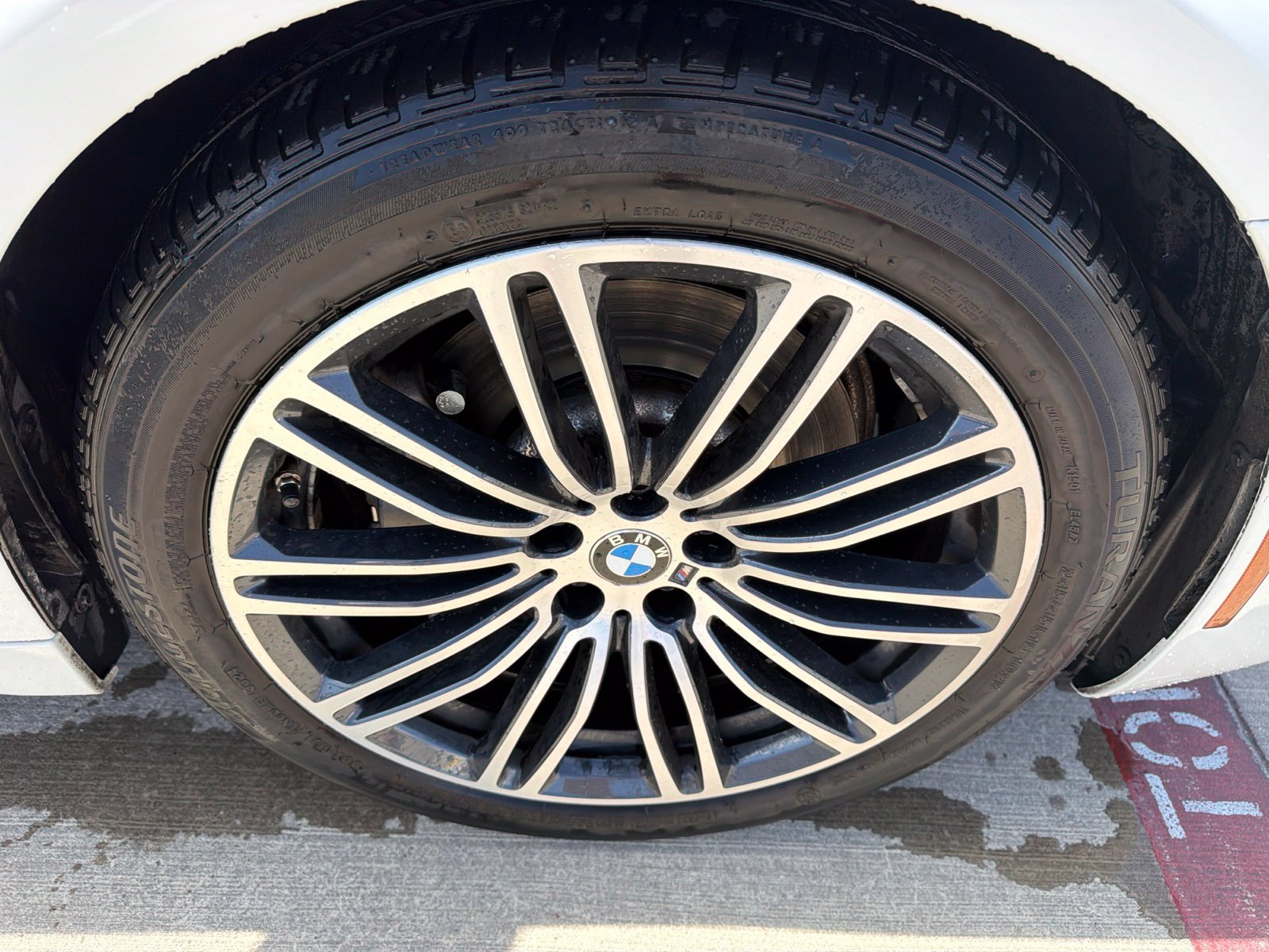 Used 2019 BMW 530i xDrive AWD/4WD image 12