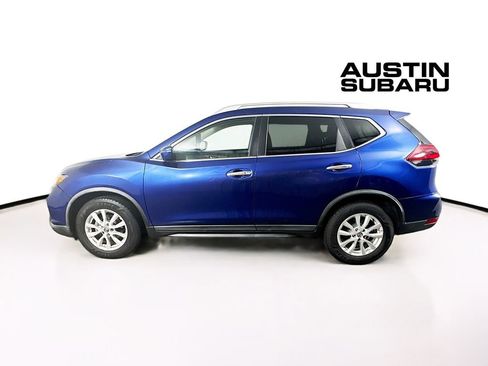 Used 2018 Nissan Rogue SV FWD image 4