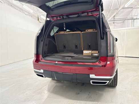 New 2026 Cadillac Escalade Luxury w/ Touring Package image 27