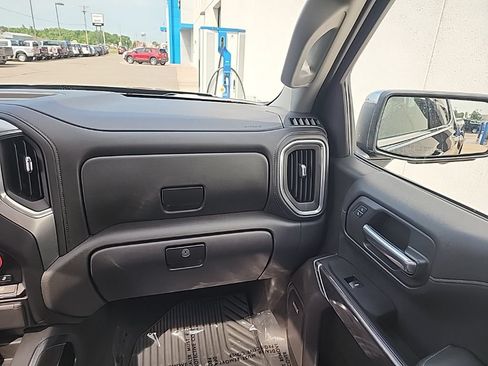 Used 2019 Chevrolet Silverado 1500 LTZ w/ LTZ Premium Package AWD/4WD image 22