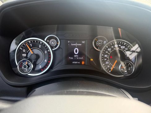 Used 2022 RAM 3500 Tradesman AWD/4WD image 20
