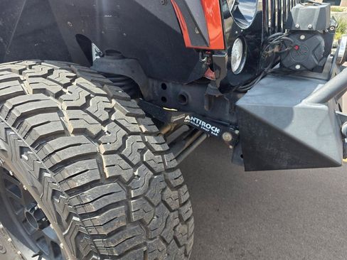 Used 2014 Jeep Wrangler Sport AWD/4WD image 23