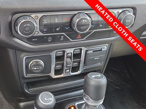 Used 2025 Jeep Wrangler Unlimited Sport AWD/4WD image 18