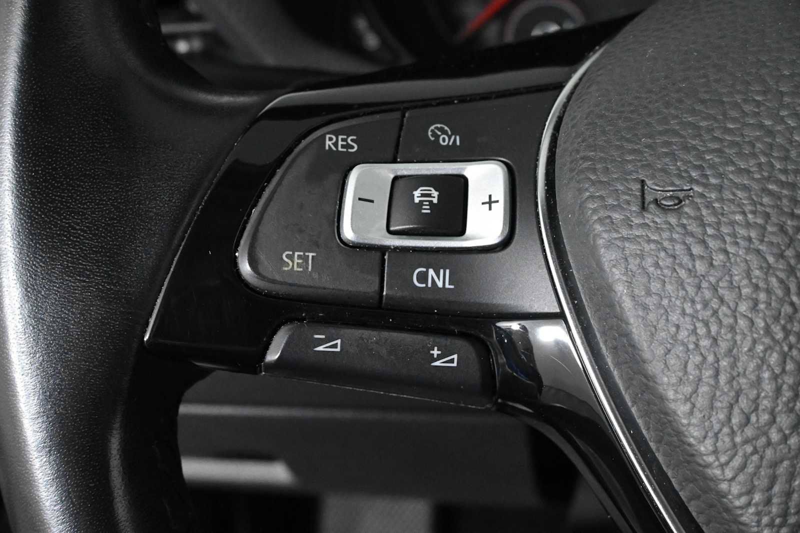 Used 2020 Volkswagen Passat 2.0T R-Line FWD image 20
