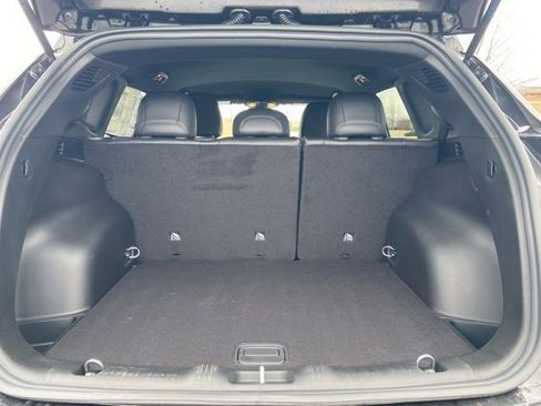 New 2026 Jeep Compass Latitude image 10