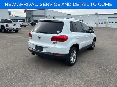 Used 2017 Volkswagen Tiguan Wolfsburg Edition AWD/4WD image 7