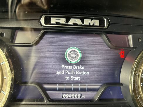 Used 2022 RAM 1500 Limited w/ Bed Utility Group image 14