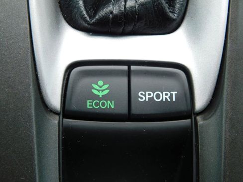 Used 2019 Honda Accord Sport image 29