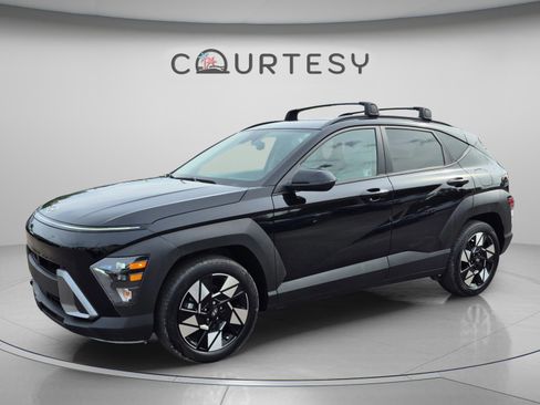 Certified 2024 Hyundai Kona SEL FWD image 1