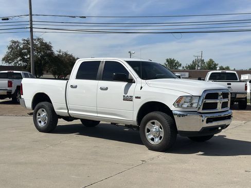 Used 2016 RAM 2500 SLT w/ Protection Group AWD/4WD image 5