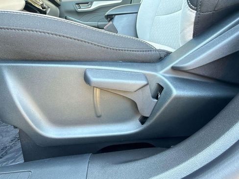 Used 2025 Ford Escape Active w/ Tech Pack #1 AWD/4WD image 14