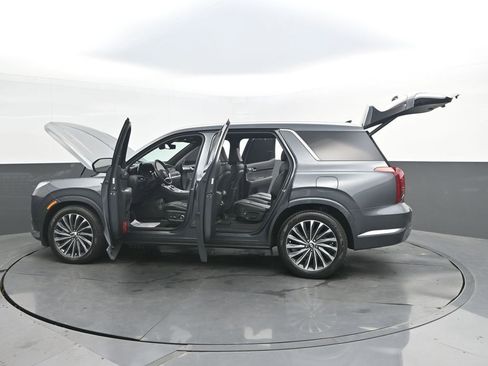 Used 2023 Hyundai Palisade Calligraphy FWD image 47