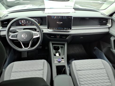 New 2026 Volkswagen Tiguan S image 10