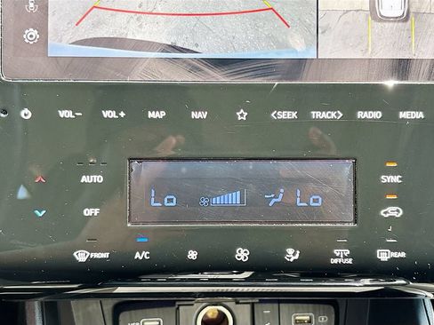 Used 2023 Hyundai Tucson Limited FWD image 16