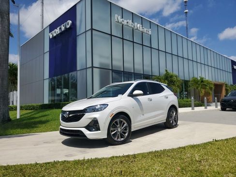 Used 2022 Buick Encore GX Select w/ Sport Touring Package image 1