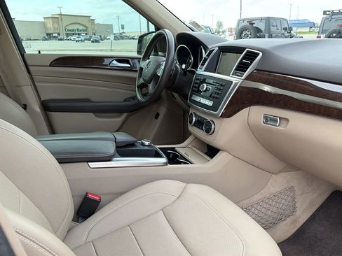 Used 2015 Mercedes-Benz ML 350 4MATIC image 89