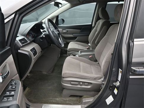 Used 2014 Honda Odyssey EX image 24