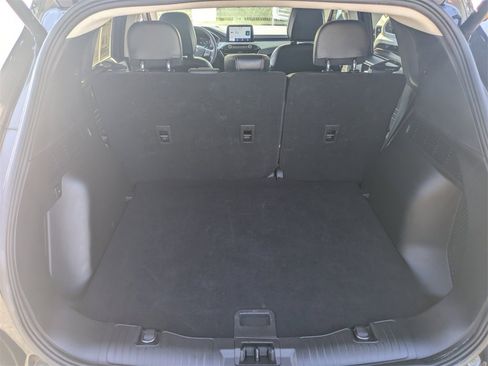 Used 2022 Ford Escape SEL image 12