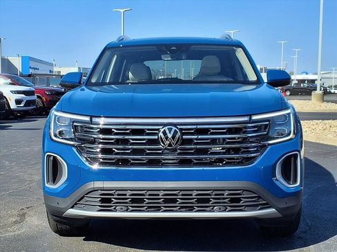 Used 2025 Volkswagen Atlas SEL image 6