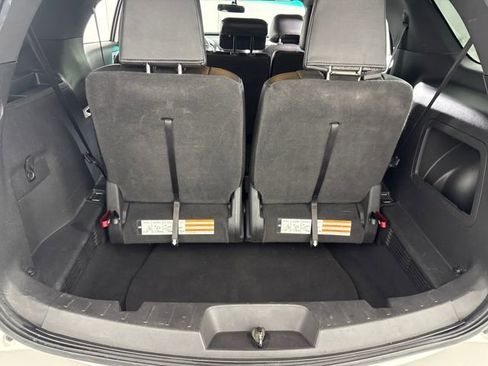 Used 2013 Ford Explorer XLT image 22
