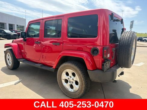 Used 2015 Jeep Wrangler Unlimited Sahara w/ Connectivity Group AWD/4WD image 5