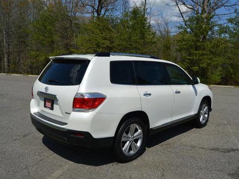 Used 2013 Toyota Highlander Limited image 64