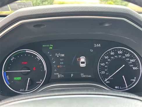 Used 2021 Toyota Avalon Limited image 7