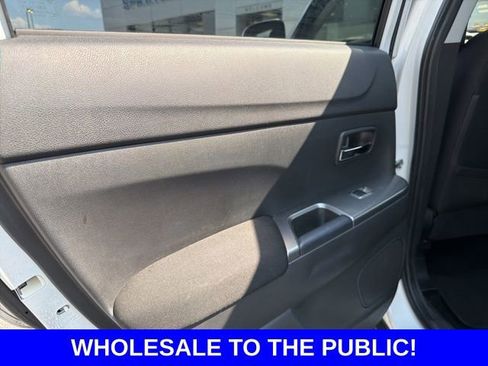 Used 2018 Mitsubishi Outlander Sport ES FWD image 20