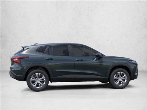 New 2026 Chevrolet Trax LS image 6