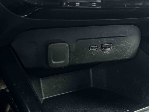 Certified 2025 Chevrolet Trax LT w/ LT Convenience Package image 27