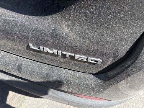 Used 2024 Jeep Compass Limited image 2