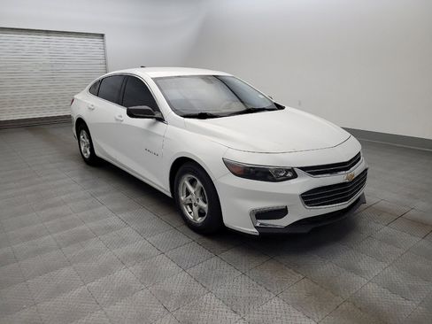 Used 2017 Chevrolet Malibu LS w/ LPO, Convenience Package 2 image 13