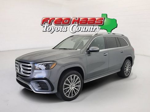 Used 2025 Mercedes-Benz GLS 450 4MATIC image 1