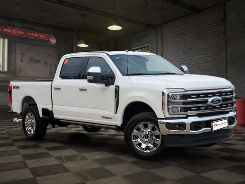 New 2026 Ford F350 Lariat w/ Lariat Ultimate Package image 2