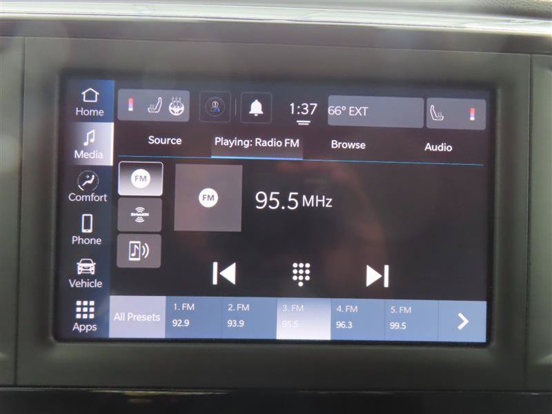Used 2023 Chrysler Voyager LX FWD image 24