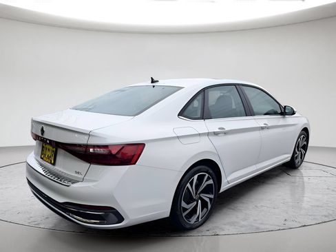New 2026 Volkswagen Jetta SEL FWD image 3