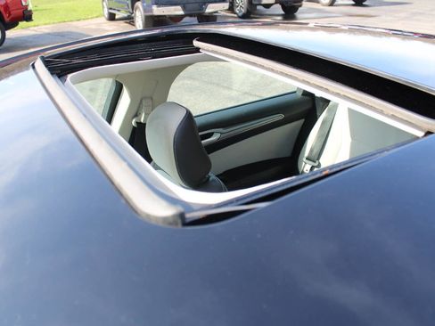 Used 2020 Ford Fusion SE w/ Equipment Group 151A image 31