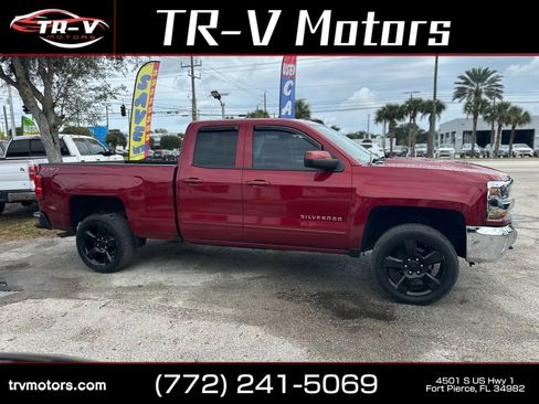 Used 2018 Chevrolet Silverado 1500 LT w/ All Star Edition AWD/4WD image 4