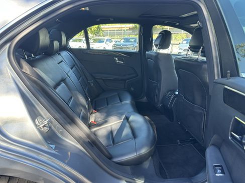 Used 2010 Mercedes-Benz E 350 Sedan image 20