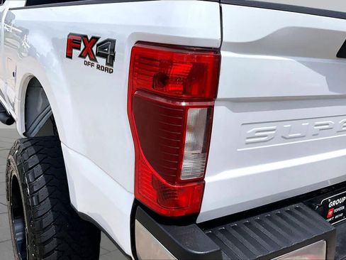 Used 2022 Ford F250 XLT w/ FX4 Off-Road Package AWD/4WD image 28