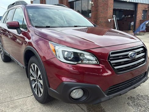 Used 2016 Subaru Outback 2.5i Limited AWD/4WD image 7