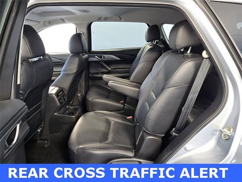 Used 2023 MAZDA CX-9 Touring image 8