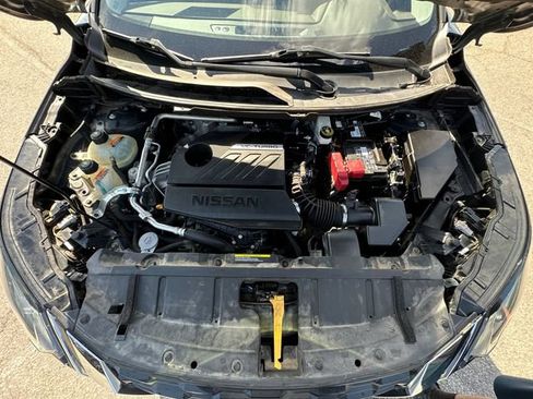 Used 2022 Nissan Rogue SV FWD image 30