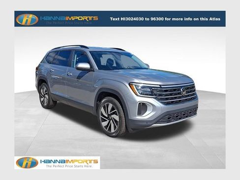 Used 2025 Volkswagen Atlas SE AWD/4WD image 1
