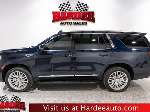 Used 2024 GMC Yukon SLT w/ SLT Luxury Package AWD/4WD image 1