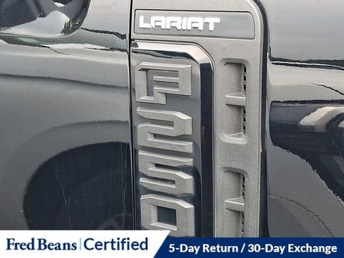 Used 2023 Ford F250 Lariat w/ Lariat Ultimate Package AWD/4WD image 12